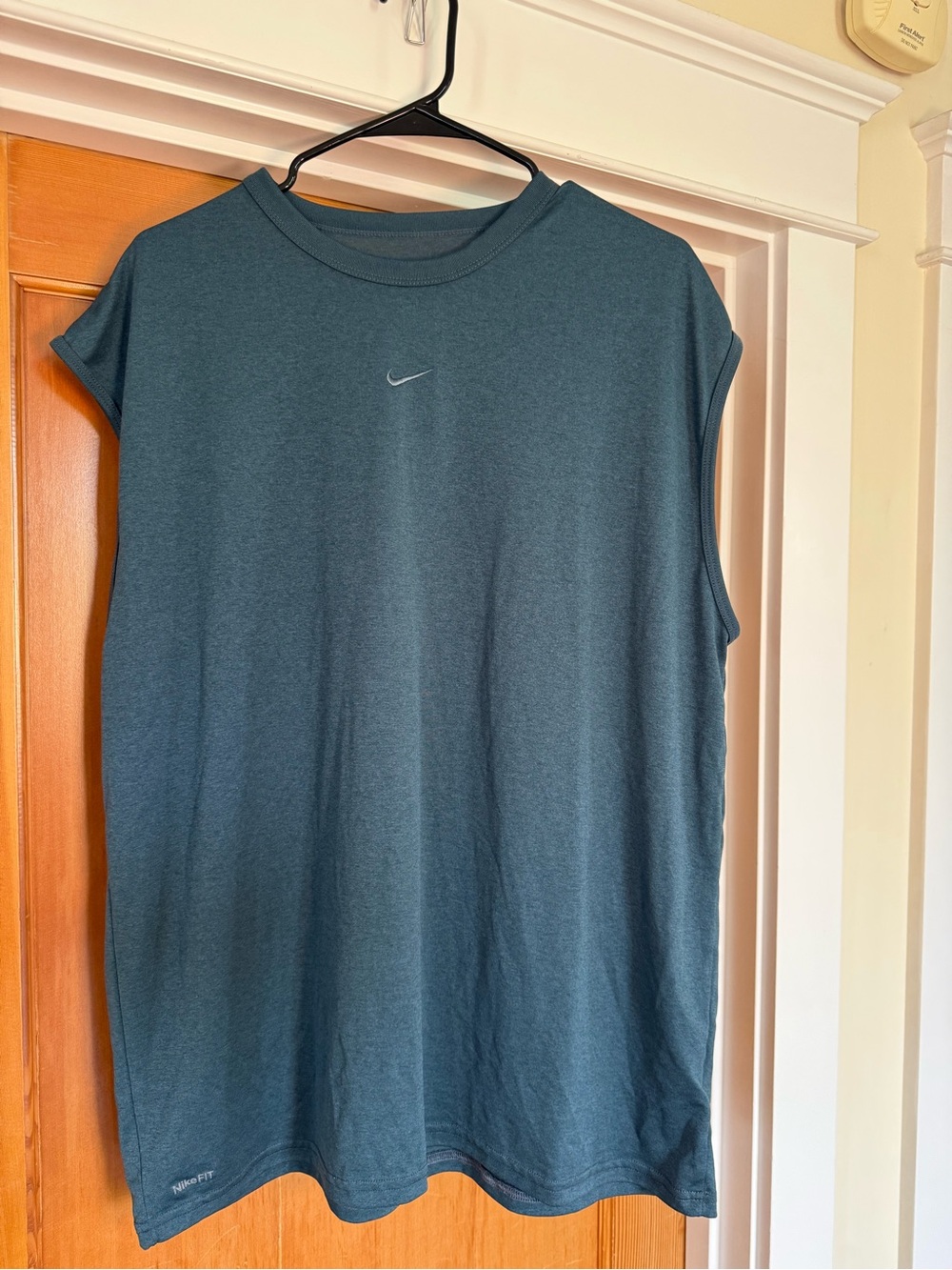 Nike Men’s Sleeveless Training Tank - Teal Green